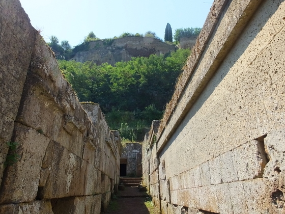 Orvieto, necropoli del crocifisso del tufo 